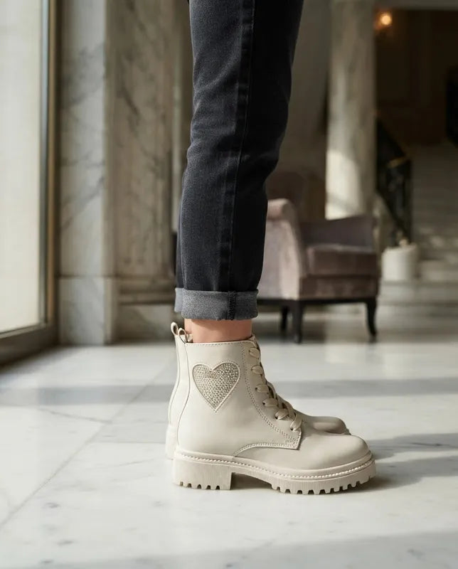 Botas Yuyin Niña 25571 Corazón Latte Cierre Agujetas 18-21